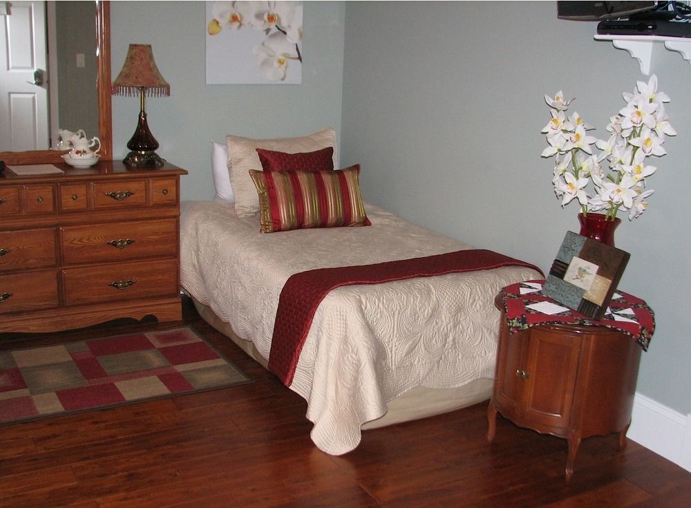 Chesterfield Inn Κελόουνα  Εξωτερικό φωτογραφία